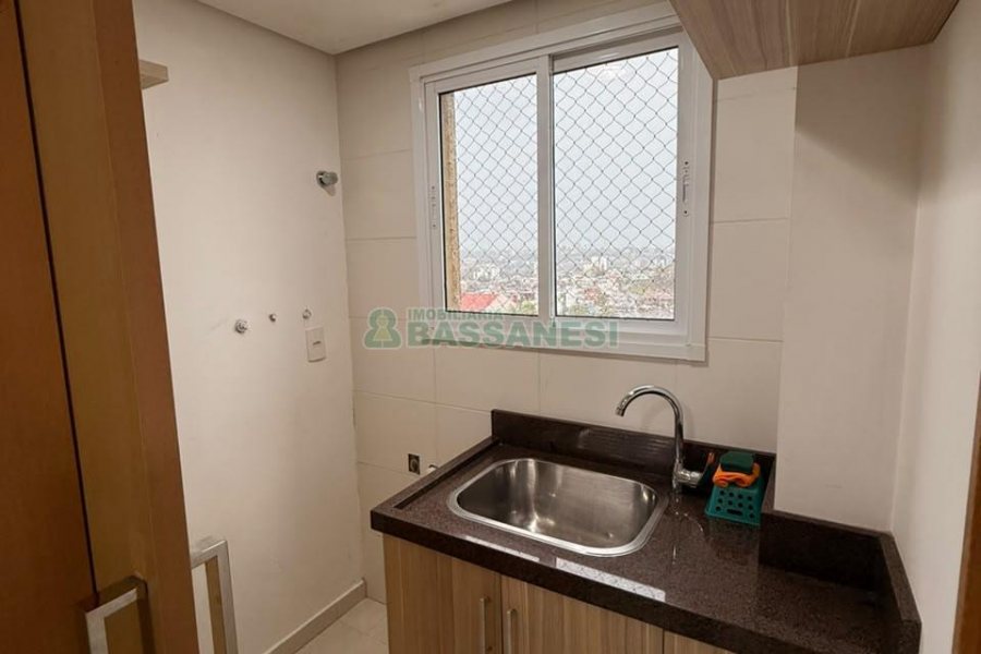 Apartamento com 80m², 2 dormitórios, 1 vaga, no bairro Colina Sorriso em Caxias do Sul para Alugar