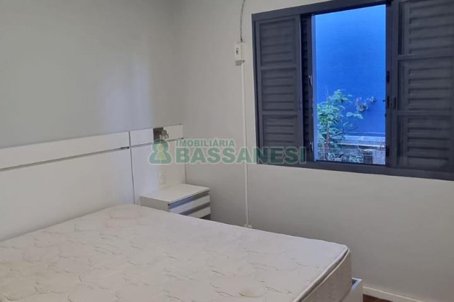 Casa com 200m², 4 dormitórios, 3 vagas, no bairro Nossa Senhora de Lourdes em Caxias do Sul para Comprar