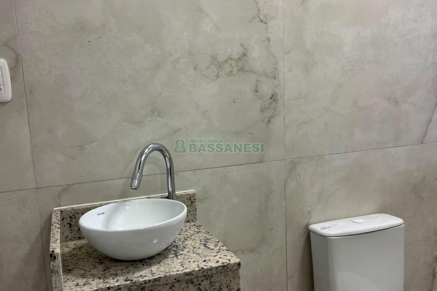Casa com 200m², 4 dormitórios, 3 vagas, no bairro Nossa Senhora de Lourdes em Caxias do Sul para Comprar