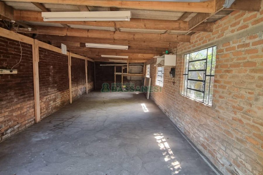 Casa com 200m², 4 dormitórios, 3 vagas, no bairro Nossa Senhora de Lourdes em Caxias do Sul para Comprar