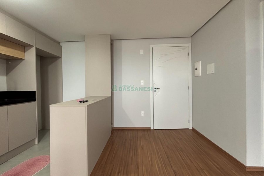 Apartamento com 62m², 2 dormitórios, 1 vaga, no bairro São Leopoldo em Caxias do Sul para Alugar