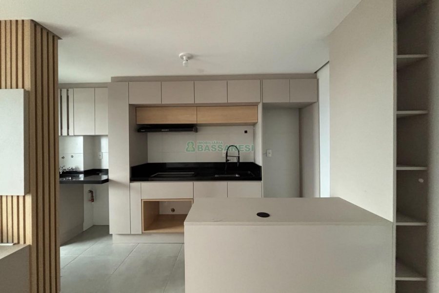 Apartamento com 62m², 2 dormitórios, 1 vaga, no bairro São Leopoldo em Caxias do Sul para Alugar