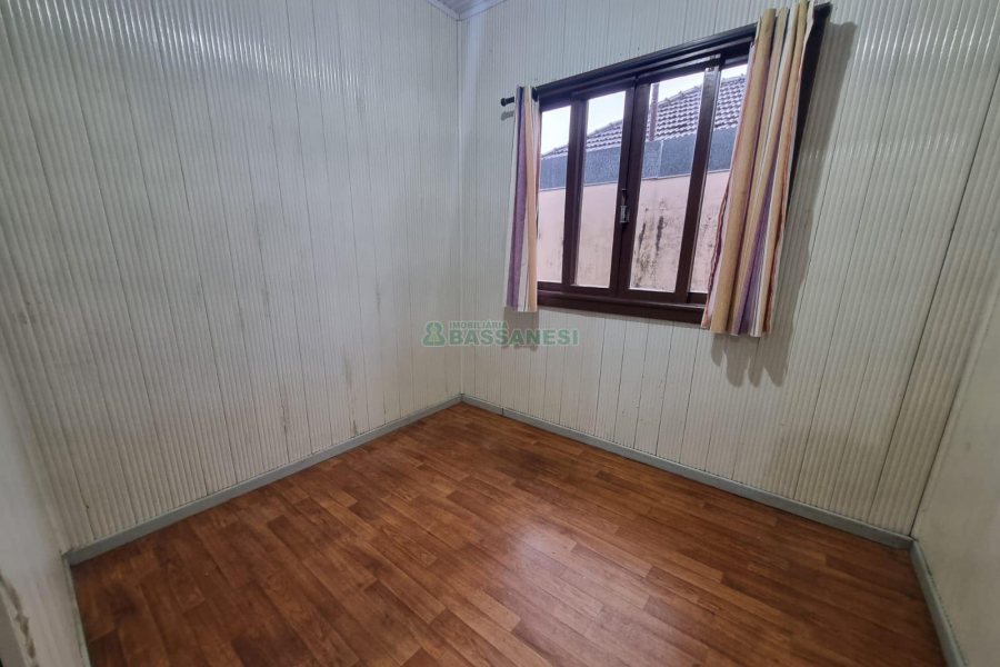 Casa com 120m², 3 dormitórios, 3 vagas, no bairro Rio Branco em Caxias do Sul para Alugar