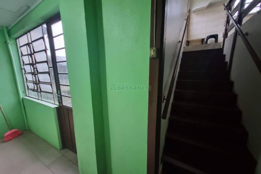 Casa com 120m², 3 dormitórios, 3 vagas, no bairro Rio Branco em Caxias do Sul para Alugar