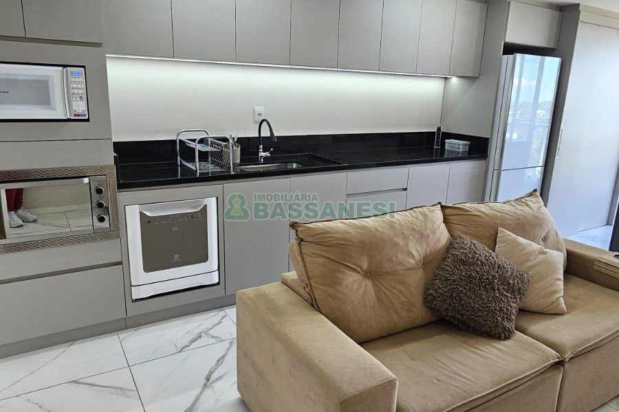 Apartamento com 72m², 2 dormitórios, 1 vaga, no bairro Sanvitto em Caxias do Sul para Comprar