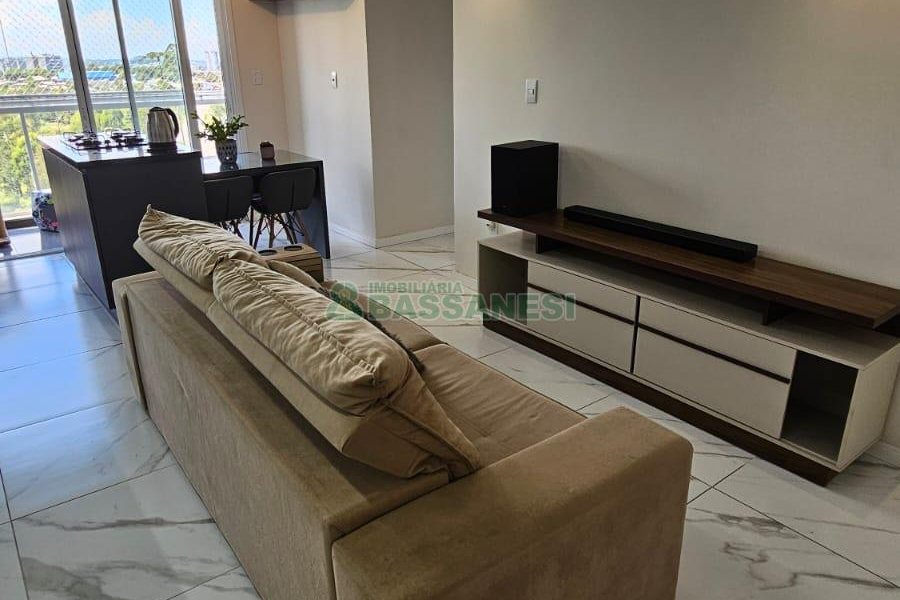 Apartamento com 72m², 2 dormitórios, 1 vaga, no bairro Sanvitto em Caxias do Sul para Comprar