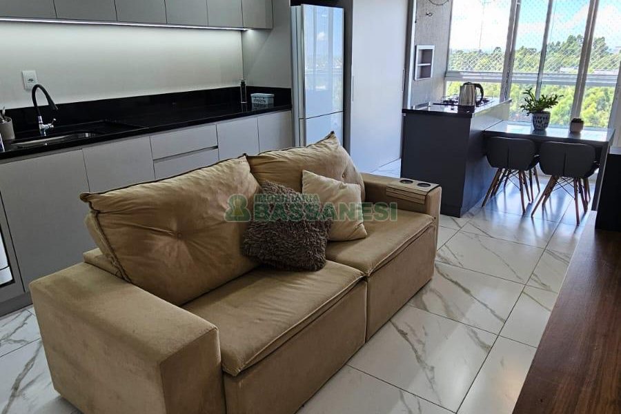 Apartamento com 72m², 2 dormitórios, 1 vaga, no bairro Sanvitto em Caxias do Sul para Comprar