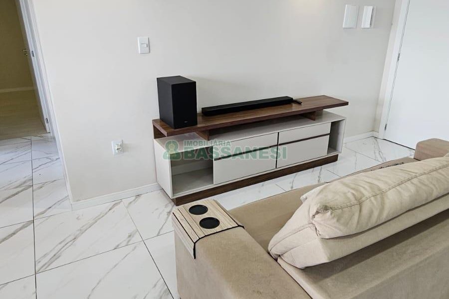 Apartamento com 72m², 2 dormitórios, 1 vaga, no bairro Sanvitto em Caxias do Sul para Comprar