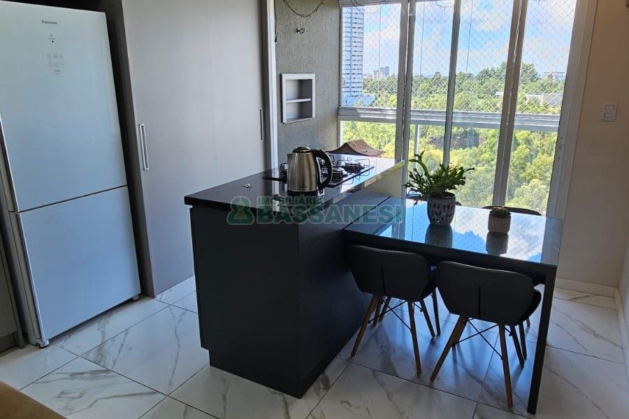 Apartamento com 72m², 2 dormitórios, 1 vaga, no bairro Sanvitto em Caxias do Sul para Comprar