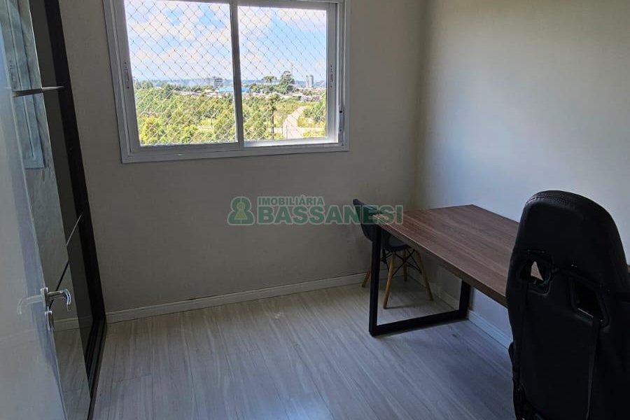 Apartamento com 72m², 2 dormitórios, 1 vaga, no bairro Sanvitto em Caxias do Sul para Comprar