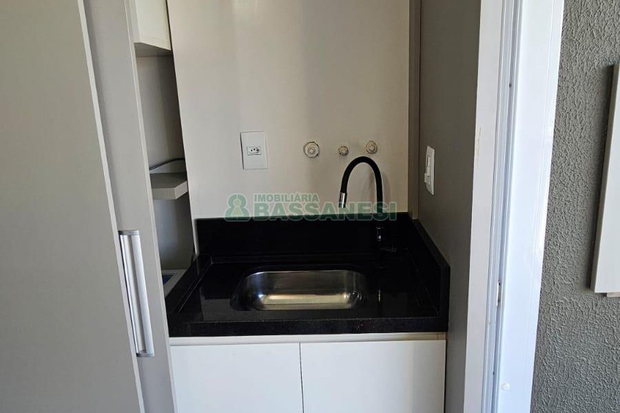 Apartamento com 72m², 2 dormitórios, 1 vaga, no bairro Sanvitto em Caxias do Sul para Comprar