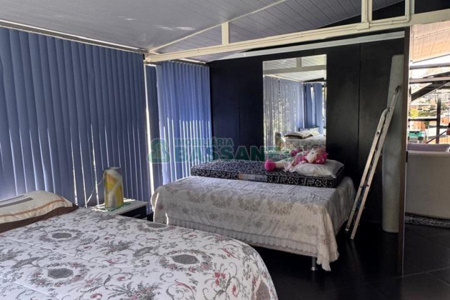 Apto Mobiliado com 250m², 3 dormitórios, 2 vagas, no bairro São José em Caxias do Sul para Alugar