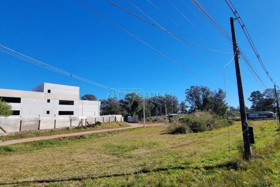 Pavilhão com 5000m², no bairro Forqueta em Caxias do Sul para Alugar