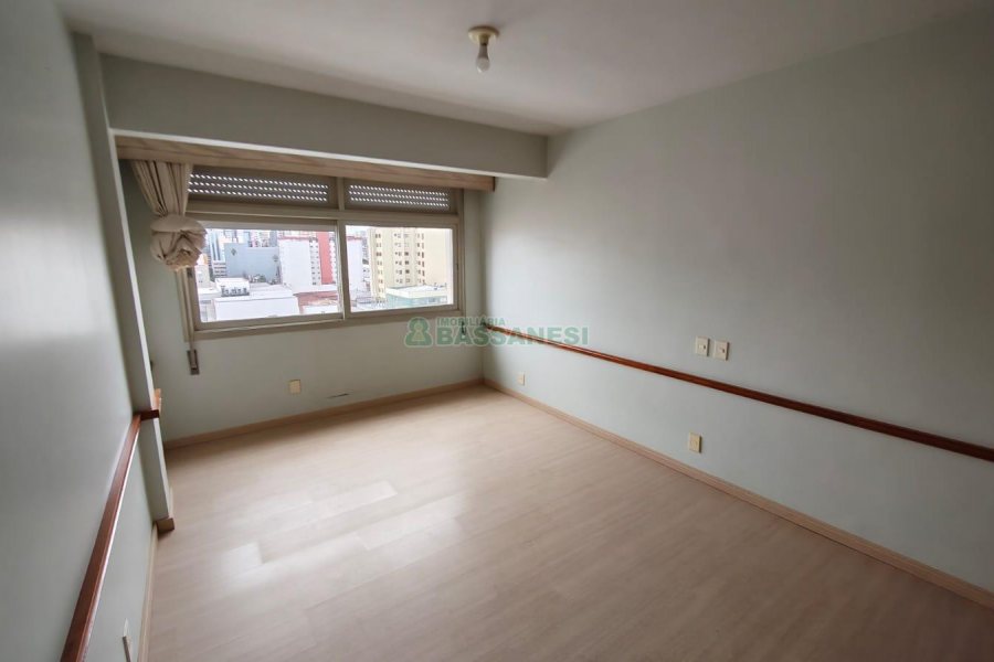 Apartamento com 177m², 3 dormitórios, 1 vaga, no bairro São Pelegrino em Caxias do Sul para Comprar