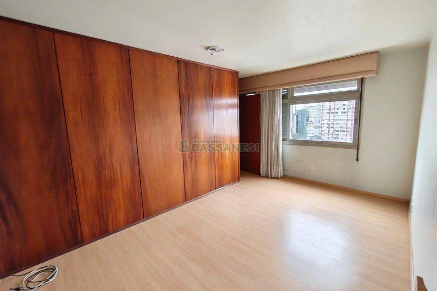 Apartamento com 177m², 3 dormitórios, 1 vaga, no bairro São Pelegrino em Caxias do Sul para Comprar