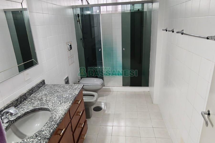 Apartamento com 177m², 3 dormitórios, 1 vaga, no bairro São Pelegrino em Caxias do Sul para Comprar