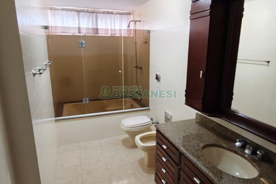 Apartamento com 177m², 3 dormitórios, 1 vaga, no bairro São Pelegrino em Caxias do Sul para Comprar