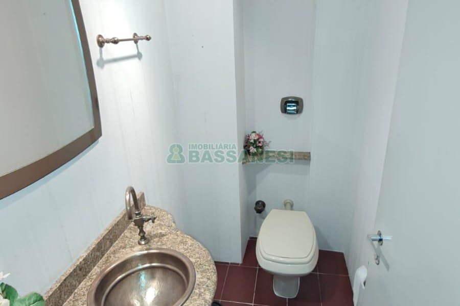 Apartamento com 177m², 3 dormitórios, 1 vaga, no bairro São Pelegrino em Caxias do Sul para Comprar