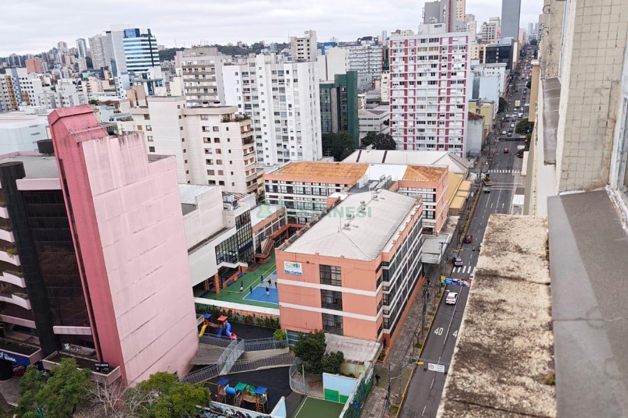 Apartamento com 177m², 3 dormitórios, 1 vaga, no bairro São Pelegrino em Caxias do Sul para Comprar