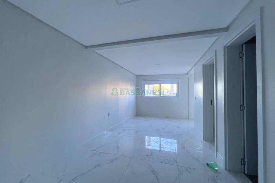 Casa com 80m², 2 dormitórios, no bairro Rio Branco em Caxias do Sul para Alugar