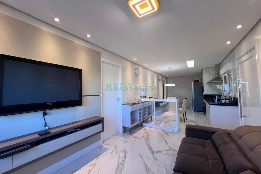 Casa com 100m², 2 dormitórios, 1 vaga, no bairro Rio Branco em Caxias do Sul para Alugar