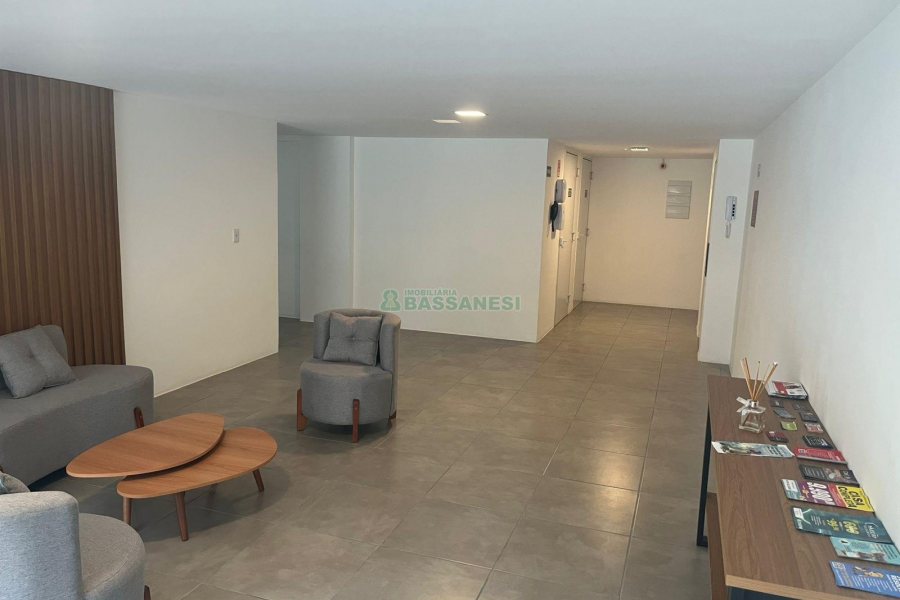 Apartamento com 62m², 2 dormitórios, 2 vagas, no bairro Rio Branco em Caxias do Sul para Alugar
