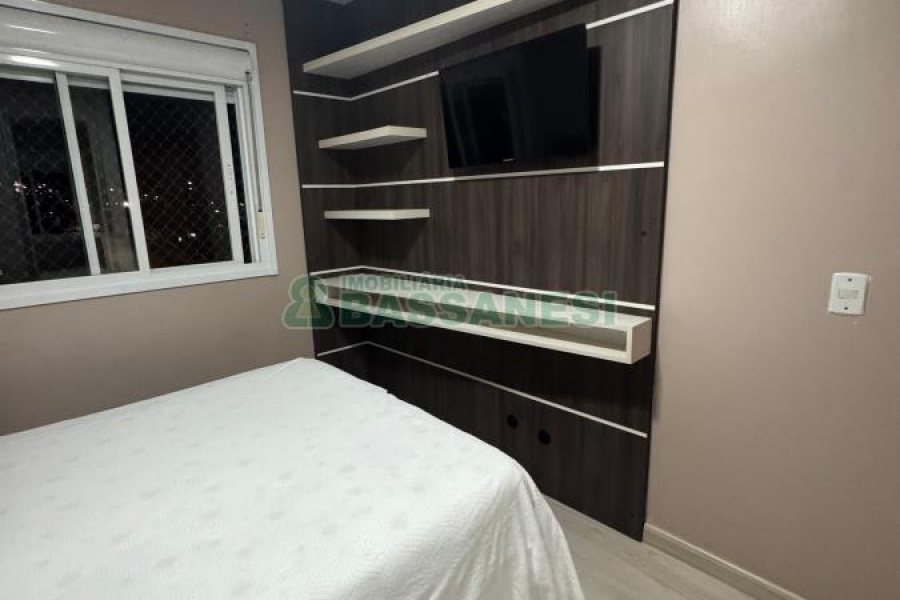 Apartamento com 50m², 2 dormitórios, 1 vaga, no bairro Kayser em Caxias do Sul para Alugar