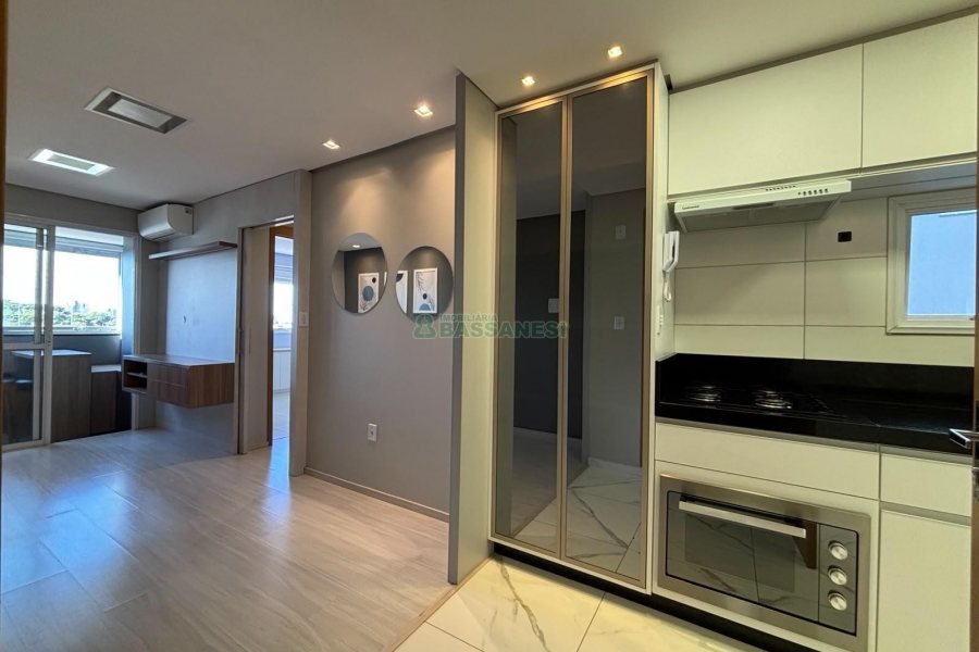 Apartamento com 62m², 2 dormitórios, 1 vaga, no bairro Lourdes em Caxias do Sul para Alugar