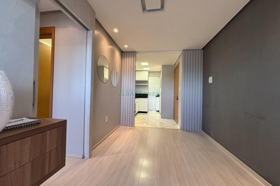 Apartamento com 62m², 2 dormitórios, 1 vaga, no bairro Lourdes em Caxias do Sul para Alugar