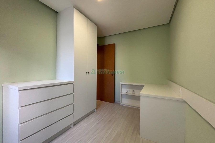 Apartamento com 62m², 2 dormitórios, 1 vaga, no bairro Lourdes em Caxias do Sul para Alugar