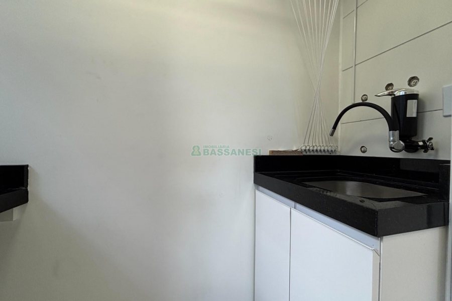 Apartamento com 62m², 2 dormitórios, 1 vaga, no bairro Lourdes em Caxias do Sul para Alugar