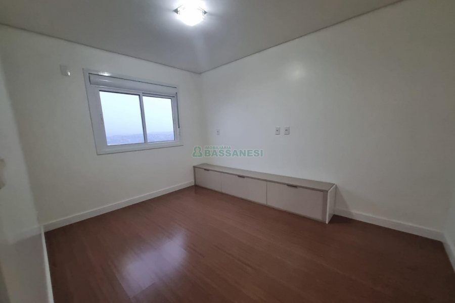 Apartamento com 60m², 2 dormitórios, 2 vagas, no bairro Vale Verde em Caxias do Sul para Alugar