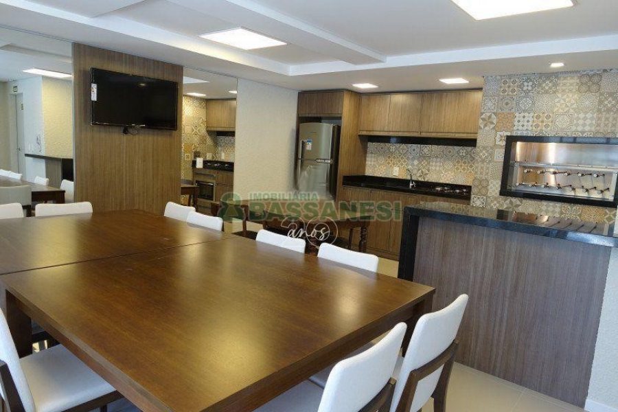 Apartamento com 60m², 2 dormitórios, 2 vagas, no bairro Vale Verde em Caxias do Sul para Alugar