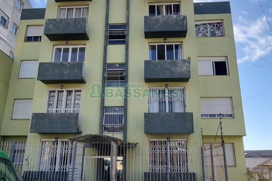 Apartamento com 85m², 3 dormitórios, 1 vaga, no bairro Sagrada Família em Caxias do Sul para Comprar