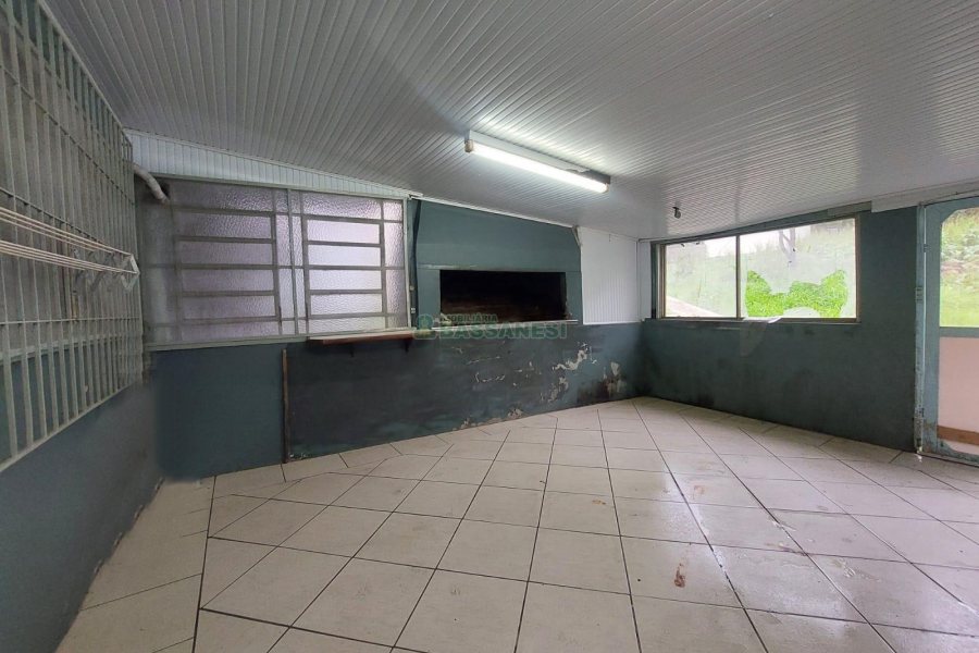 Loja com 400m², no bairro Ana Rech em Caxias do Sul para Alugar