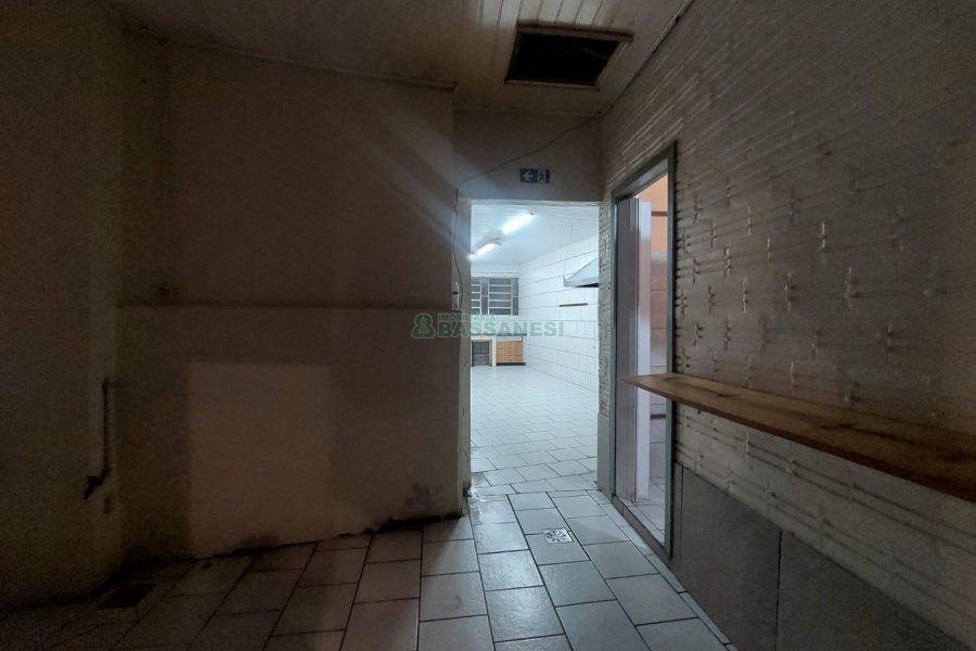 Loja com 80m², no bairro Ana Rech em Caxias do Sul para Alugar