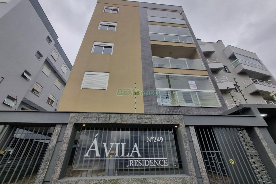 Apto Mobiliado com 61m², 2 dormitórios, 1 vaga, no bairro São Luiz em Caxias do Sul para Alugar