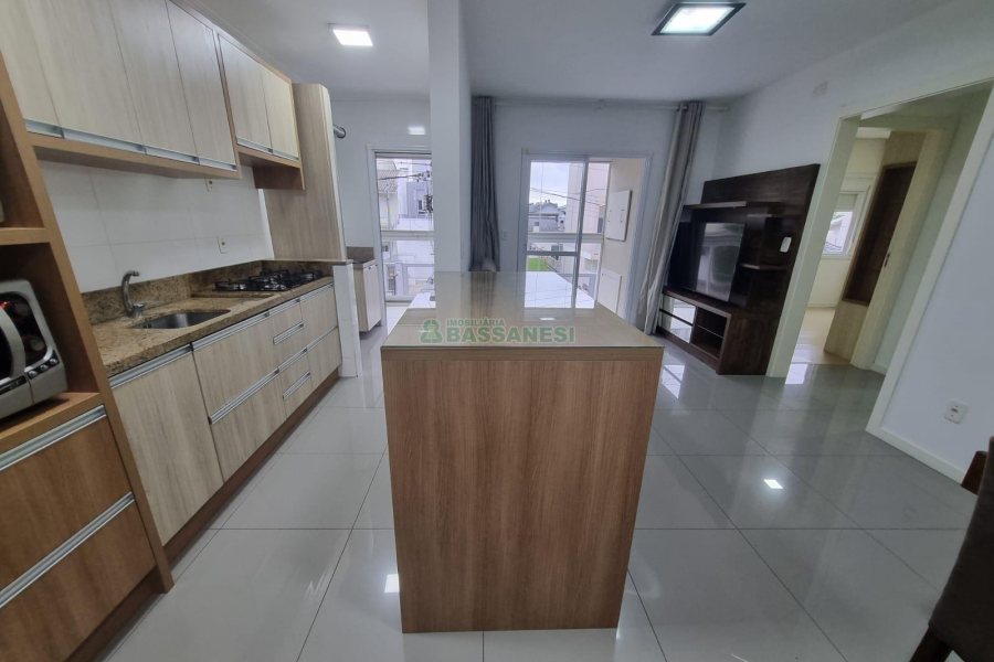 Apto Mobiliado com 61m², 2 dormitórios, 1 vaga, no bairro São Luiz em Caxias do Sul para Alugar