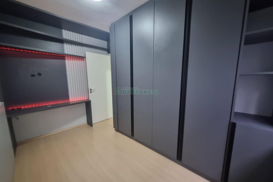 Apto Mobiliado com 61m², 2 dormitórios, 1 vaga, no bairro São Luiz em Caxias do Sul para Alugar