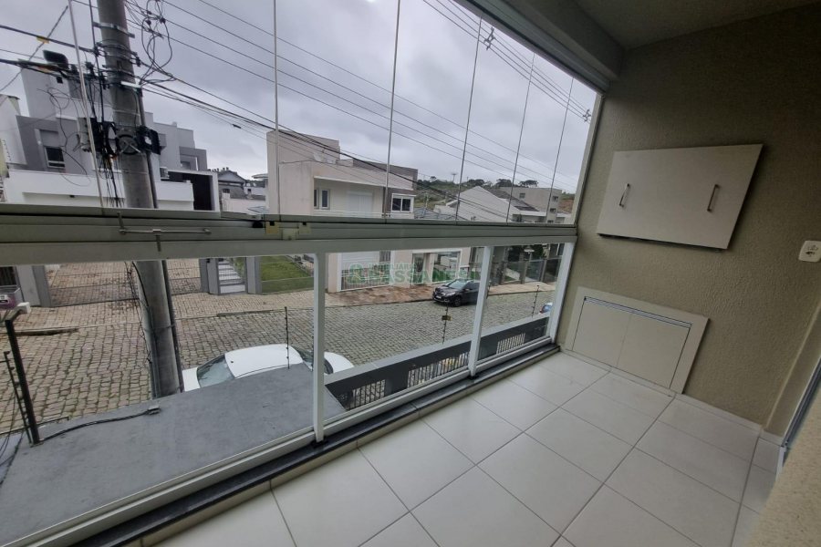 Apto Mobiliado com 61m², 2 dormitórios, 1 vaga, no bairro São Luiz em Caxias do Sul para Alugar