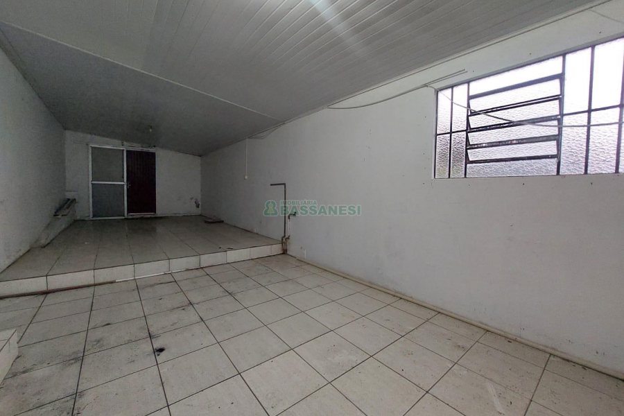 Loja com 100m², no bairro Ana Rech em Caxias do Sul para Alugar