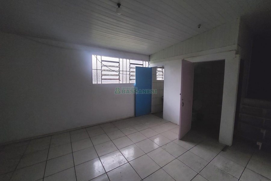 Loja com 100m², no bairro Ana Rech em Caxias do Sul para Alugar