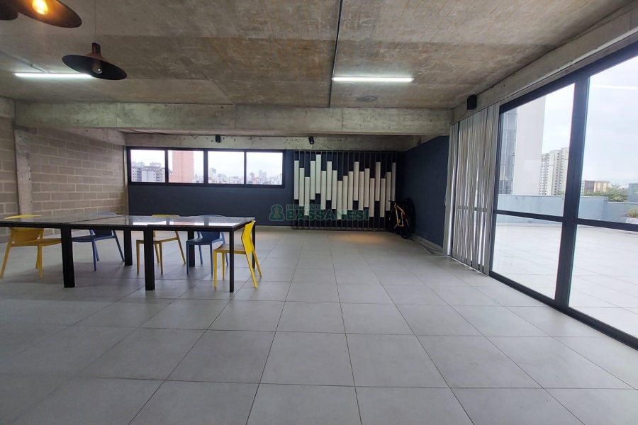 Sala com 100m², no bairro Pio X em Caxias do Sul para Alugar