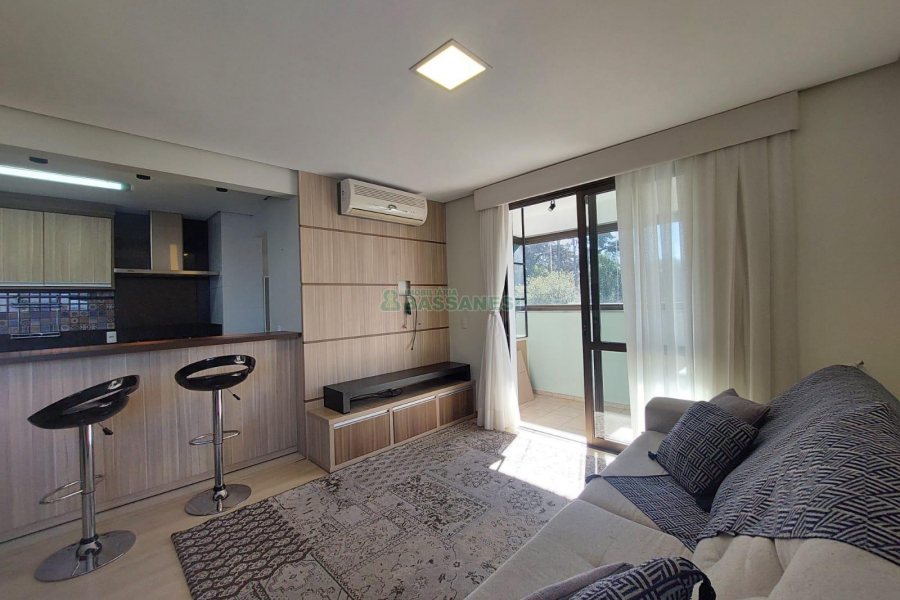 Apartamento com 86m², 2 dormitórios, 2 vagas, no bairro Lourdes em Caxias do Sul para Comprar