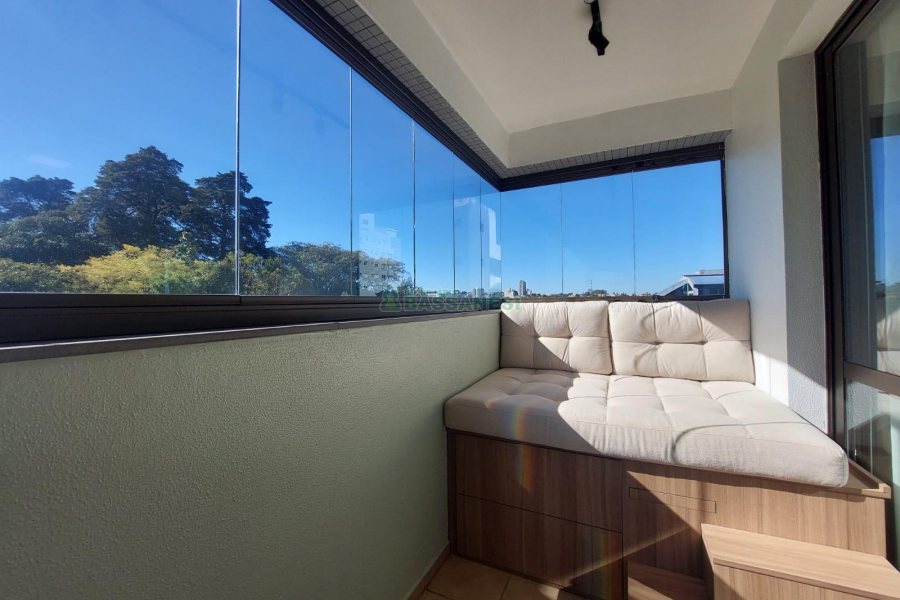 Apartamento com 86m², 2 dormitórios, 2 vagas, no bairro Lourdes em Caxias do Sul para Comprar