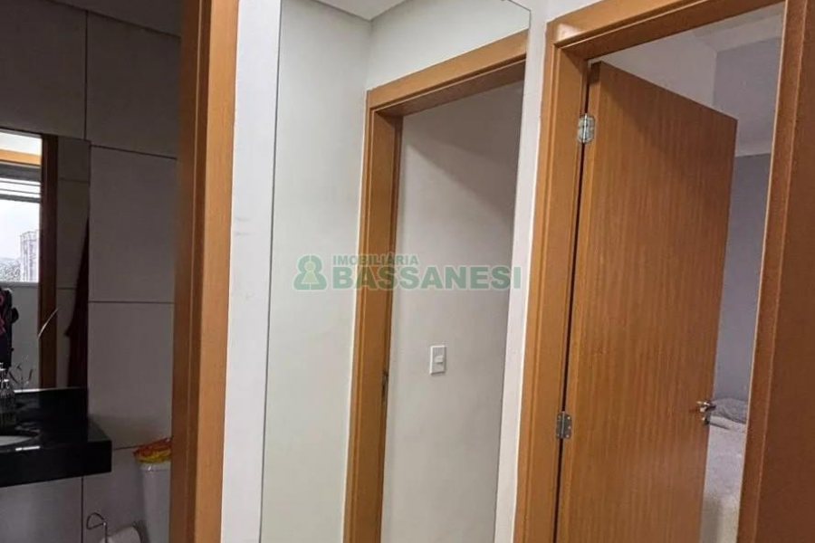 Apartamento com 52m², 2 dormitórios, no bairro Bela Vista em Caxias do Sul para Alugar