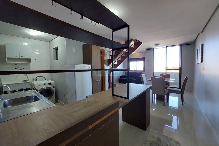 Apto Mobiliado com 76m², 1 dormitório, 1 vaga, no bairro Petrópolis em Caxias do Sul para Alugar