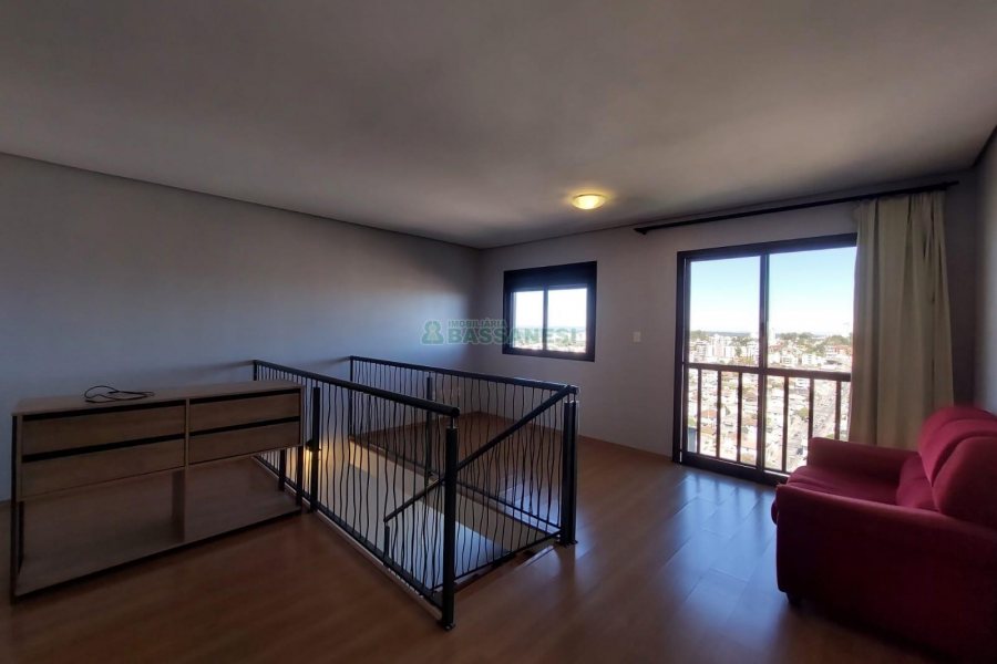 Apto Mobiliado com 76m², 1 dormitório, 1 vaga, no bairro Petrópolis em Caxias do Sul para Alugar