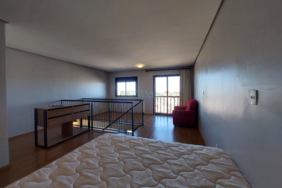 Apto Mobiliado com 76m², 1 dormitório, 1 vaga, no bairro Petrópolis em Caxias do Sul para Alugar