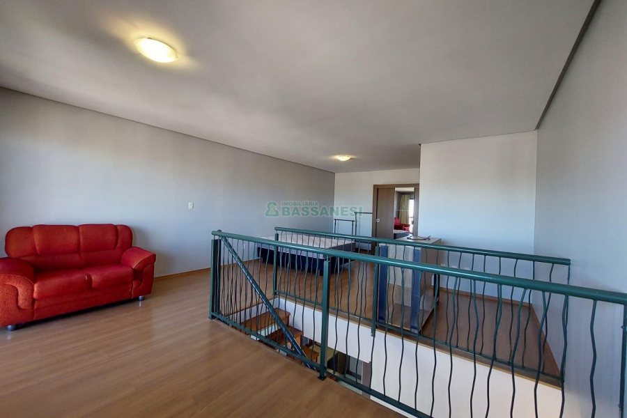 Apto Mobiliado com 76m², 1 dormitório, 1 vaga, no bairro Petrópolis em Caxias do Sul para Alugar